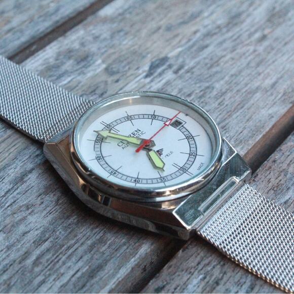 Vintage 1972 Citizen Automatic Mens Silver Watch W/daydate & White accents - Picture 3 of 12